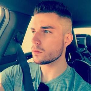 Meet your Posher, Aaron